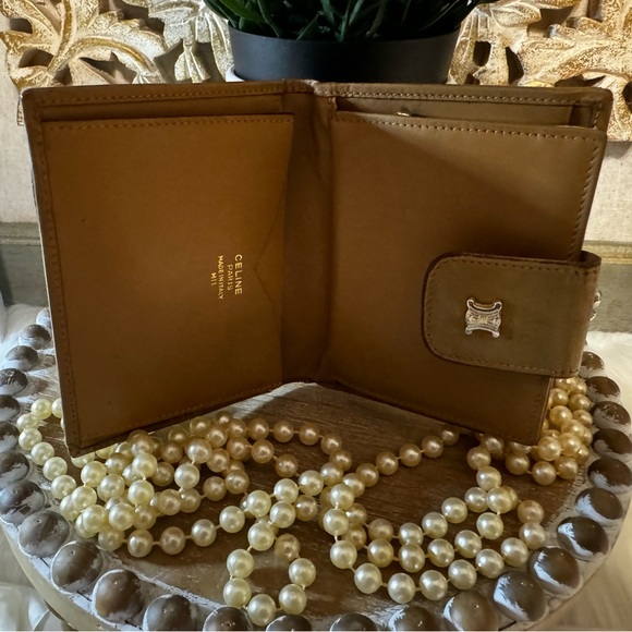 Celine Kisslock Compact Wallet, Vintage - Picture 3 of 16